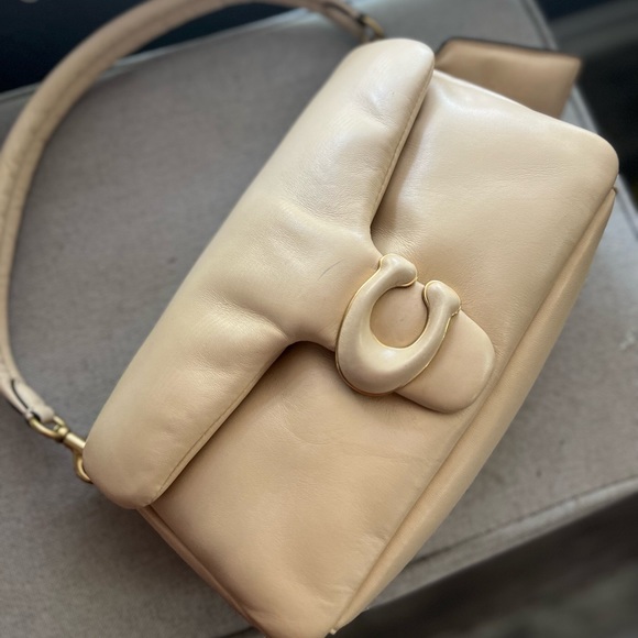 Coach Pillow Tabby Bag 26 - Picture 6 of 11